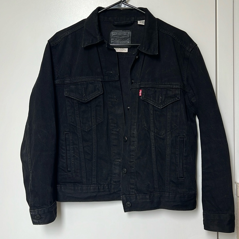 Levi’s Women’s Black Denim Jacket - Size Small